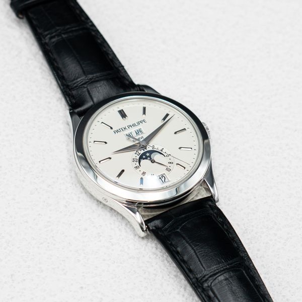 Patek Philippe Complications 5396G-011